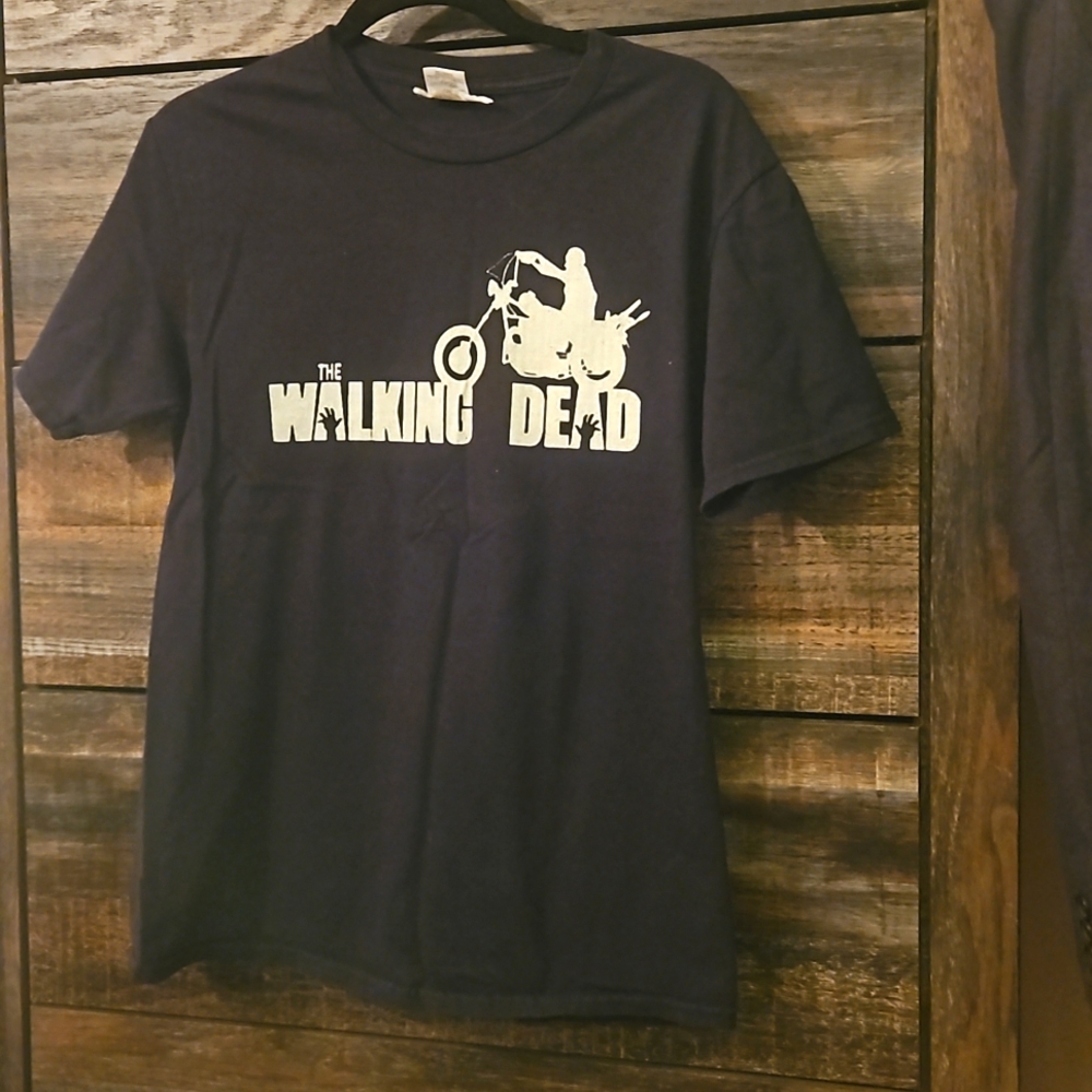 Small Walking Dead T-shirt